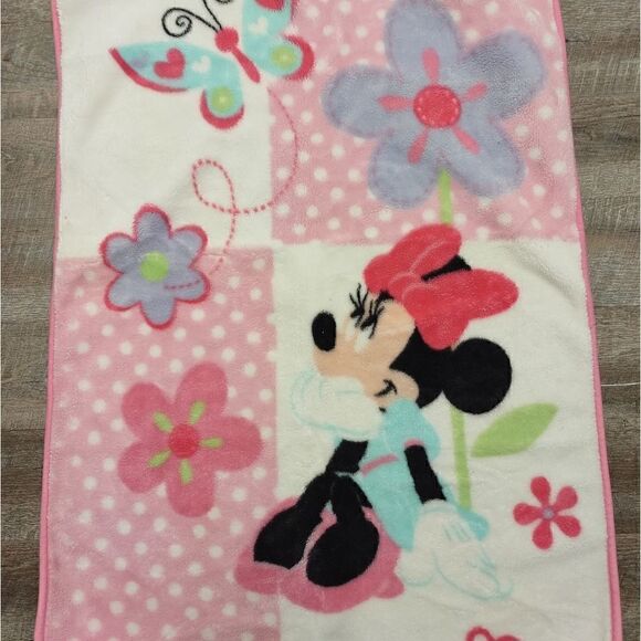 Disney Minnie Mouse Blanket - Picture 1 of 4